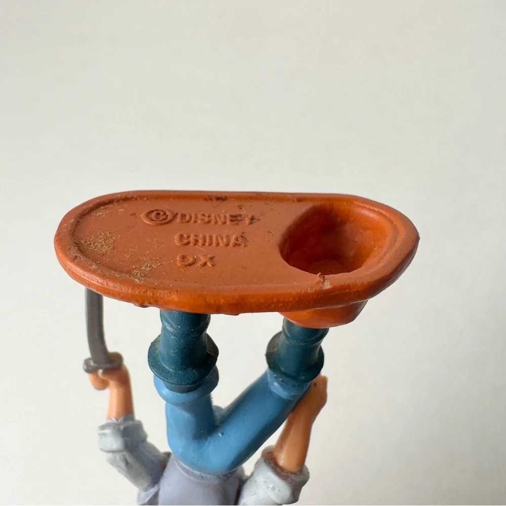 Vintage Pocahontas Burger King cup and figure Bundle